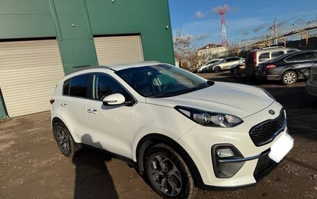 KIA Sportage IV рестайлинг, 2020 год, 2 640 000 рублей, 5 фотография