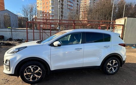 KIA Sportage IV рестайлинг, 2020 год, 2 640 000 рублей, 9 фотография