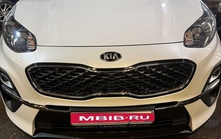 KIA Sportage IV рестайлинг, 2020 год, 2 640 000 рублей, 16 фотография