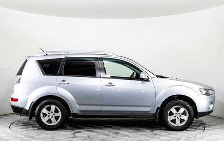 Mitsubishi Outlander III рестайлинг 3, 2010 год, 900 000 рублей, 4 фотография