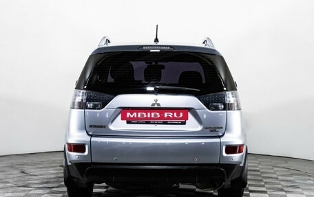 Mitsubishi Outlander III рестайлинг 3, 2010 год, 900 000 рублей, 6 фотография