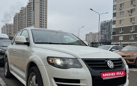 Volkswagen Touareg III, 2009 год, 1 700 000 рублей, 2 фотография