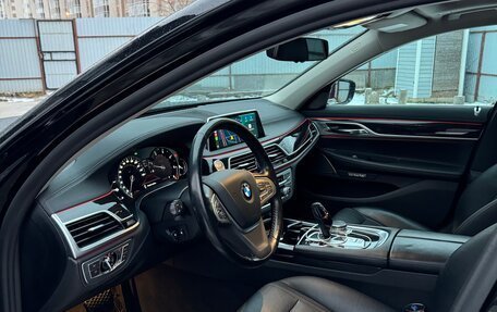 BMW 7 серия, 2017 год, 4 900 000 рублей, 10 фотография