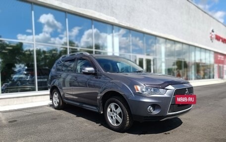 Mitsubishi Outlander III рестайлинг 3, 2010 год, 1 030 000 рублей, 4 фотография