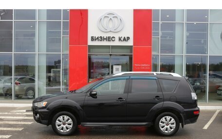 Mitsubishi Outlander III рестайлинг 3, 2010 год, 975 000 рублей, 8 фотография