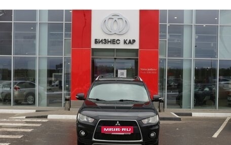 Mitsubishi Outlander III рестайлинг 3, 2010 год, 975 000 рублей, 2 фотография