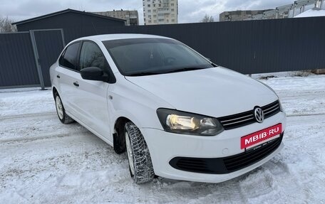 Volkswagen Polo VI (EU Market), 2012 год, 850 000 рублей, 8 фотография