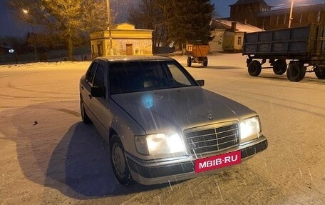 Mercedes-Benz W124, 1989 год, 240 000 рублей, 1 фотография