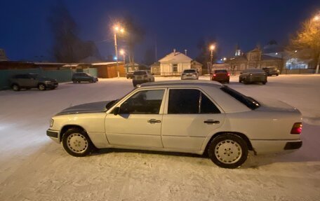 Mercedes-Benz W124, 1989 год, 240 000 рублей, 4 фотография