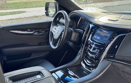 Cadillac Escalade IV, 2018 год, 4 470 000 рублей, 15 фотография