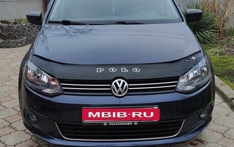 Volkswagen Polo VI (EU Market), 2012 год, 700 000 рублей, 2 фотография