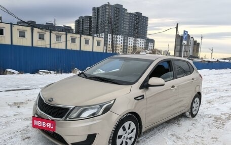 KIA Rio III рестайлинг, 2015 год, 990 000 рублей, 3 фотография