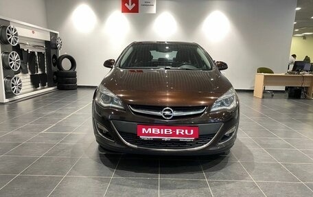 Opel Astra J, 2013 год, 869 000 рублей, 2 фотография