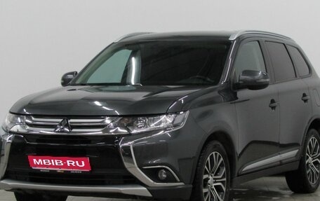 Mitsubishi Outlander III рестайлинг 3, 2017 год, 2 175 000 рублей, 1 фотография