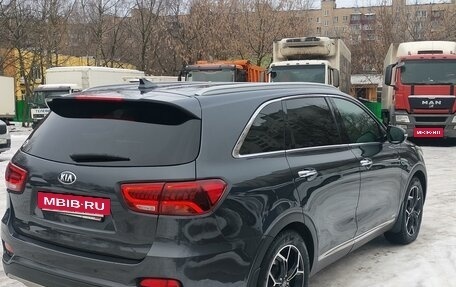 KIA Sorento III Prime рестайлинг, 2018 год, 3 000 000 рублей, 5 фотография