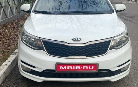 KIA Rio III рестайлинг, 2017 год, 950 000 рублей, 1 фотография