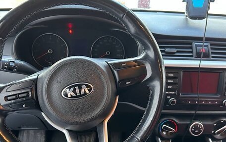 KIA Rio IV, 2018 год, 1 500 000 рублей, 6 фотография