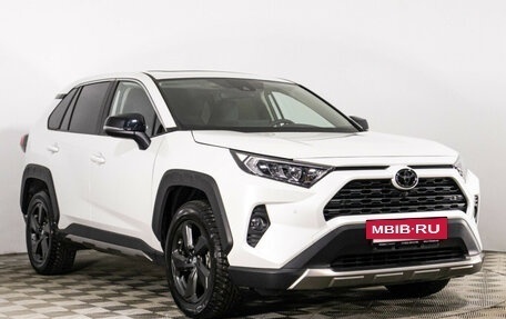 Toyota RAV4, 2022 год, 3 920 000 рублей, 3 фотография