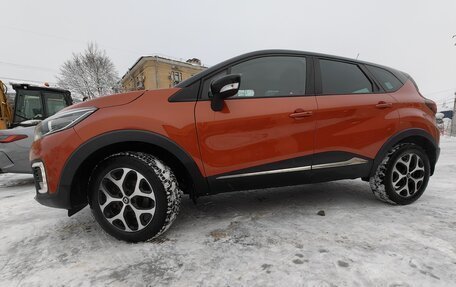 Renault Kaptur I рестайлинг, 2016 год, 1 380 000 рублей, 2 фотография