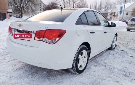 Chevrolet Cruze II, 2013 год, 700 000 рублей, 4 фотография