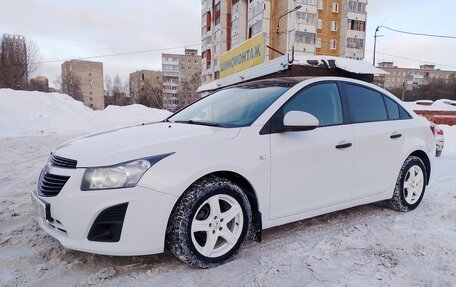 Chevrolet Cruze II, 2013 год, 700 000 рублей, 6 фотография