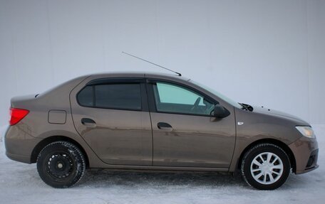 Renault Logan II, 2019 год, 930 000 рублей, 8 фотография