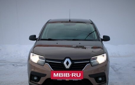 Renault Logan II, 2019 год, 930 000 рублей, 2 фотография