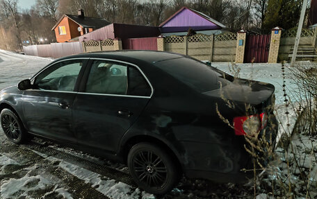 Volkswagen Jetta VI, 2006 год, 900 000 рублей, 2 фотография