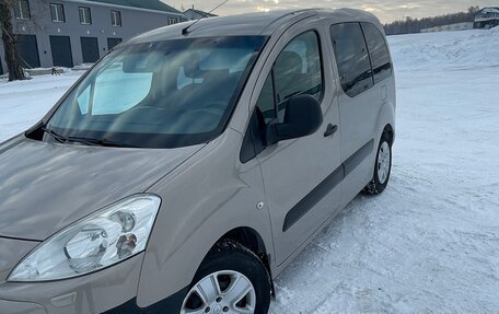 Peugeot Partner II рестайлинг 2, 2010 год, 617 000 рублей, 10 фотография