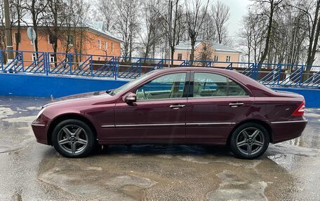 Mercedes-Benz C-Класс, 2006 год, 980 000 рублей, 4 фотография