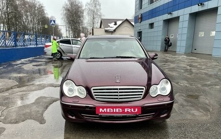 Mercedes-Benz C-Класс, 2006 год, 980 000 рублей, 2 фотография