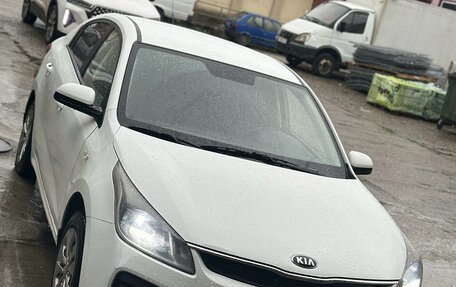 KIA Rio IV, 2018 год, 1 030 000 рублей, 3 фотография