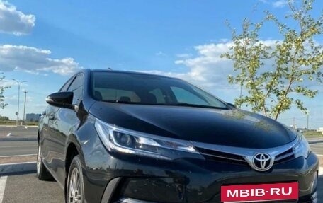 Toyota Corolla, 2018 год, 2 280 000 рублей, 2 фотография