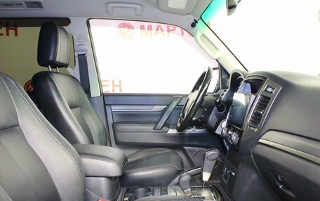 Mitsubishi Pajero IV, 2011 год, 2 194 000 рублей, 10 фотография