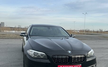 BMW 5 серия, 2015 год, 2 500 000 рублей, 2 фотография