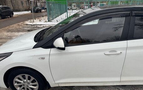 Hyundai Solaris II рестайлинг, 2018 год, 1 230 000 рублей, 4 фотография