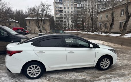 Hyundai Solaris II рестайлинг, 2018 год, 1 230 000 рублей, 10 фотография