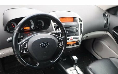 KIA cee'd I рестайлинг, 2008 год, 644 000 рублей, 6 фотография