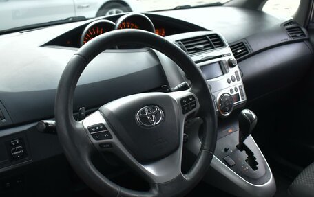 Toyota Verso I, 2010 год, 1 360 000 рублей, 14 фотография