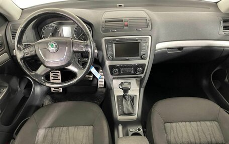 Skoda Octavia, 2011 год, 645 000 рублей, 15 фотография