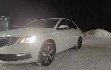 Skoda Octavia, 2018 год, 1 250 000 рублей, 2 фотография