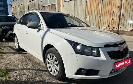 Chevrolet Cruze II, 2011 год, 700 000 рублей, 8 фотография