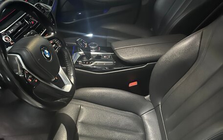 BMW 5 серия, 2018 год, 3 200 000 рублей, 13 фотография