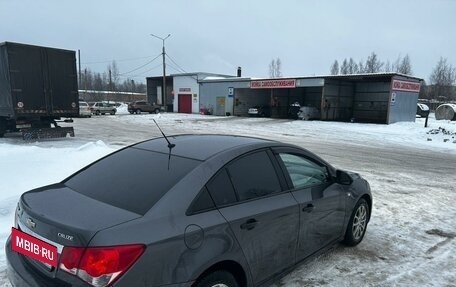 Chevrolet Cruze II, 2010 год, 570 000 рублей, 5 фотография