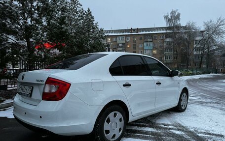 Skoda Rapid I, 2015 год, 1 100 000 рублей, 2 фотография