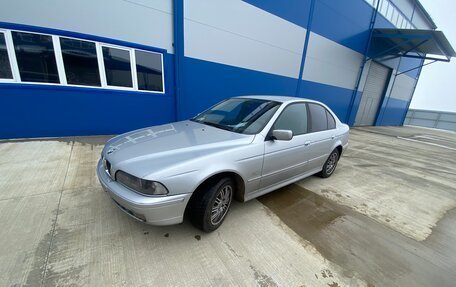 BMW 5 серия, 1998 год, 730 000 рублей, 2 фотография