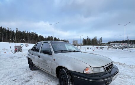 Daewoo Nexia I рестайлинг, 2001 год, 95 000 рублей, 3 фотография