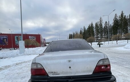 Daewoo Nexia I рестайлинг, 2001 год, 95 000 рублей, 4 фотография