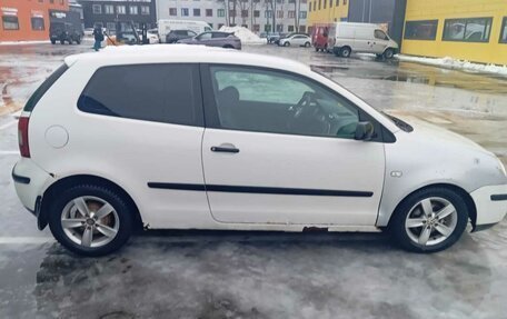 Volkswagen Polo IV рестайлинг, 2003 год, 210 000 рублей, 6 фотография