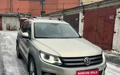 Volkswagen Tiguan I, 2012 год, 1 379 000 рублей, 2 фотография